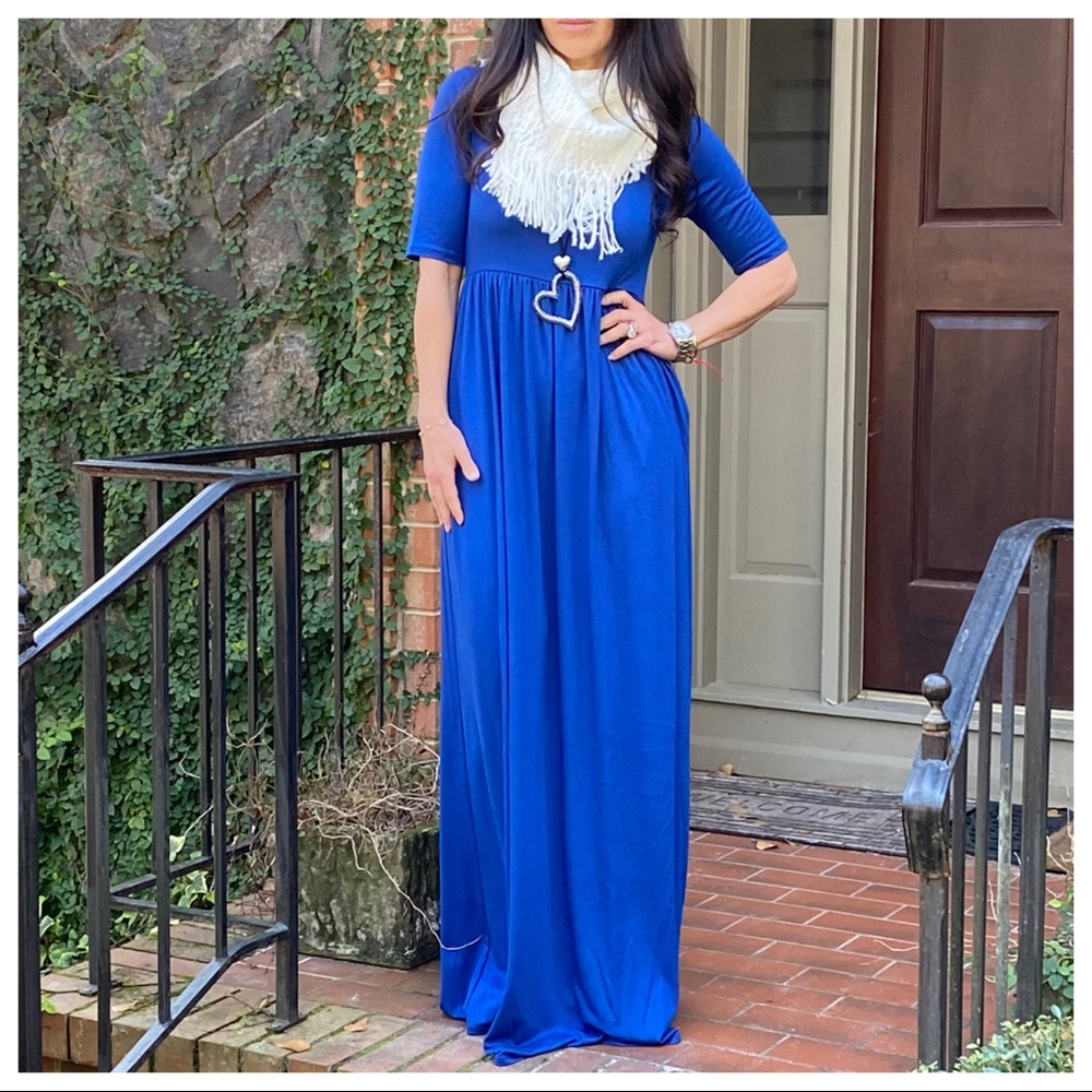✨LAST ONE✨Royal Blue Maxi dress with side pockets - Picture 8 of 8